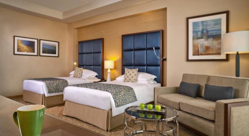 Al Ghurair Rayhaan by Rotana