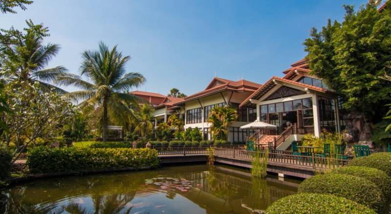 Angkor Palace Resort & Spa