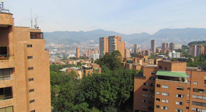 Best Western Sky Medellin Hotel