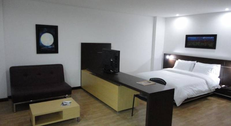 Best Western Sky Medellin Hotel