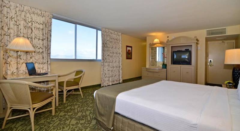 Best Western The Plaza Airport Hotel