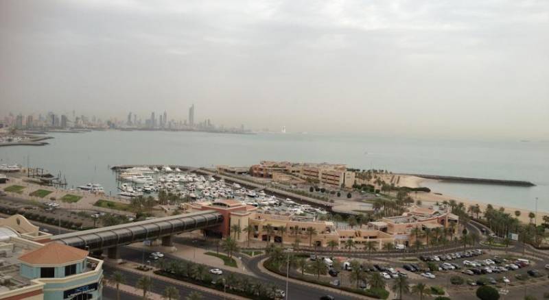 Corniche Suites Hotel