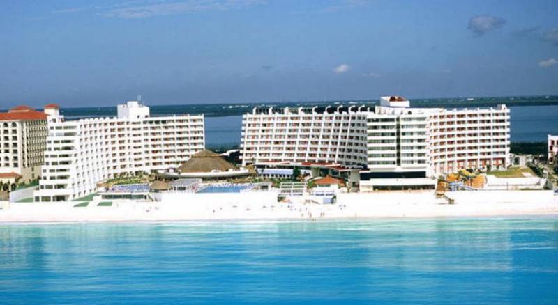 Crown Paradise Club Cancun - All Inclusive