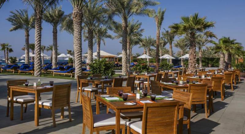 DoubleTree by Hilton Dubai Jumeirah Beach