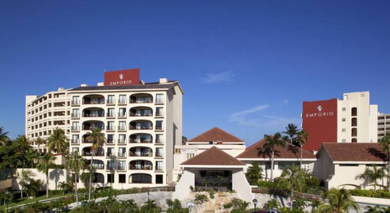 Emporio Hotel & Suites Cancun