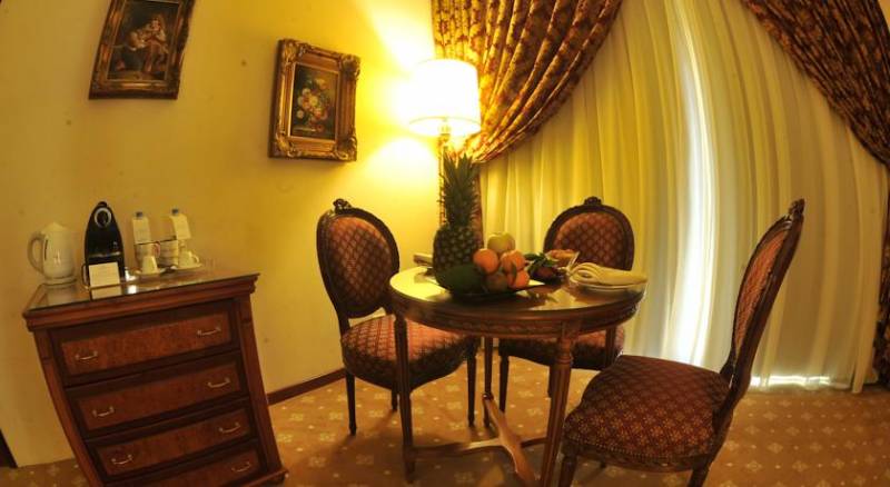 Golden Tulip Serenada - Boutique Hotel