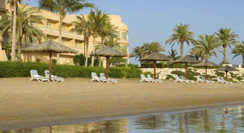 Hilton Al Hamra Beach & Golf Resort