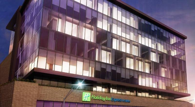 Holiday Inn Express & Suites Bogota Zona Financiera