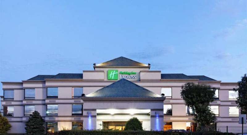 Holiday Inn Express Concepcion