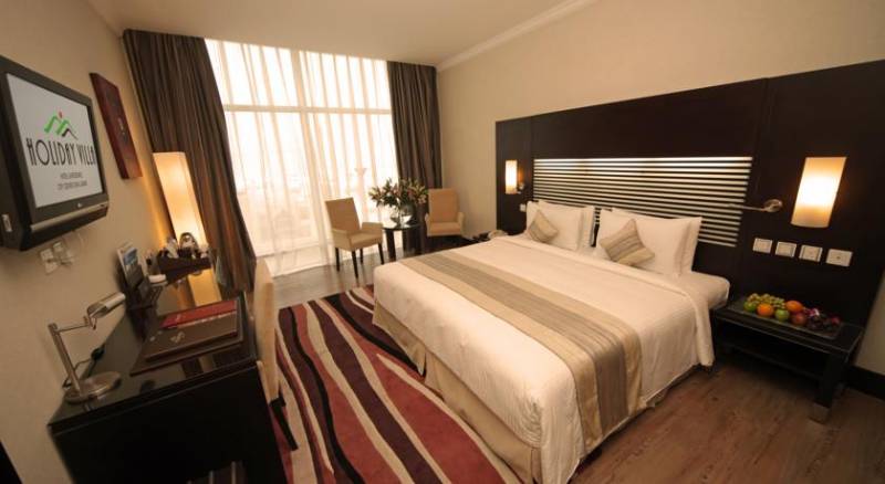 Holiday Villa Hotel & Residence City Centre Doha