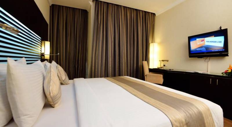 Holiday Villa Hotel & Residence City Centre Doha