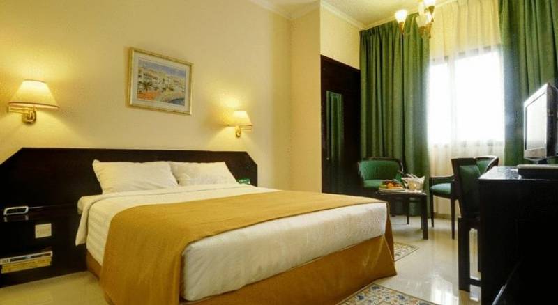 Hotel Al Madinah Holiday