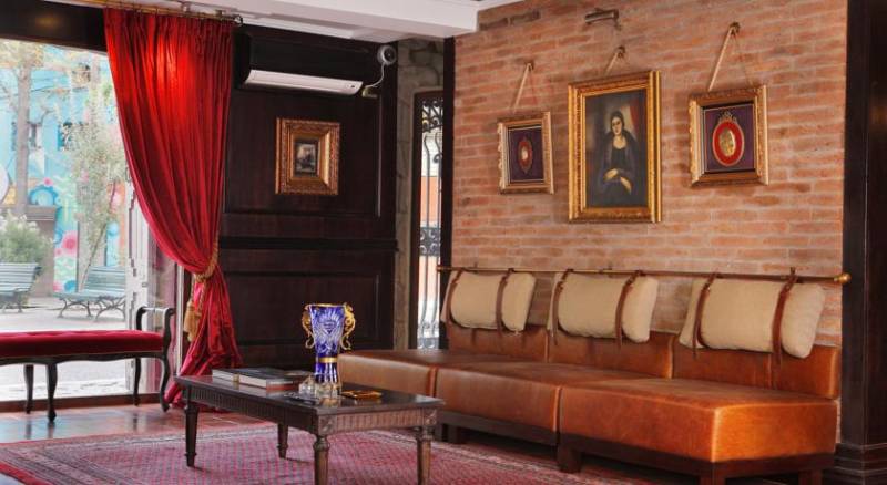 Hotel Boutique Castillo Rojo