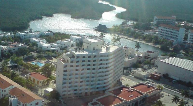 Hotel Calypso Cancun