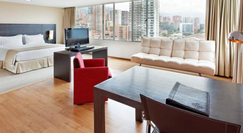 Hotel Holiday Inn Express & Suites Medellin