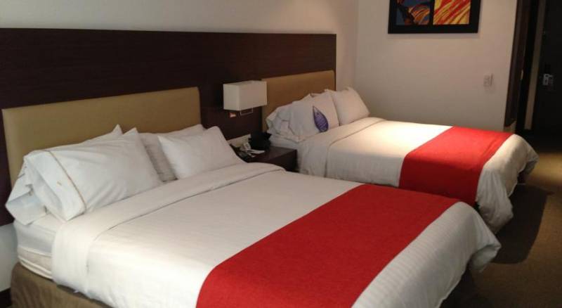 Hotel Holiday Inn Express Bogota