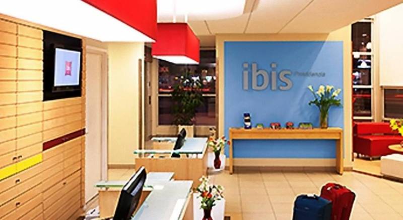 Ibis Santiago Providencia