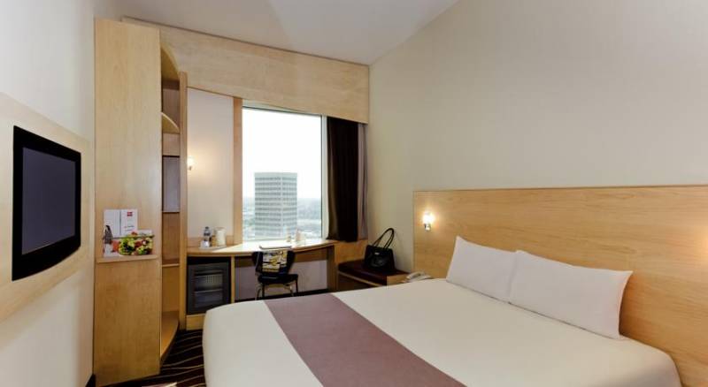 Ibis Sharq