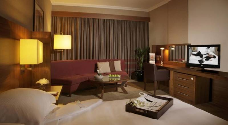 Jumeira Rotana – Dubai