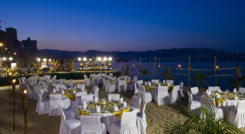 Krystal Beach Acapulco