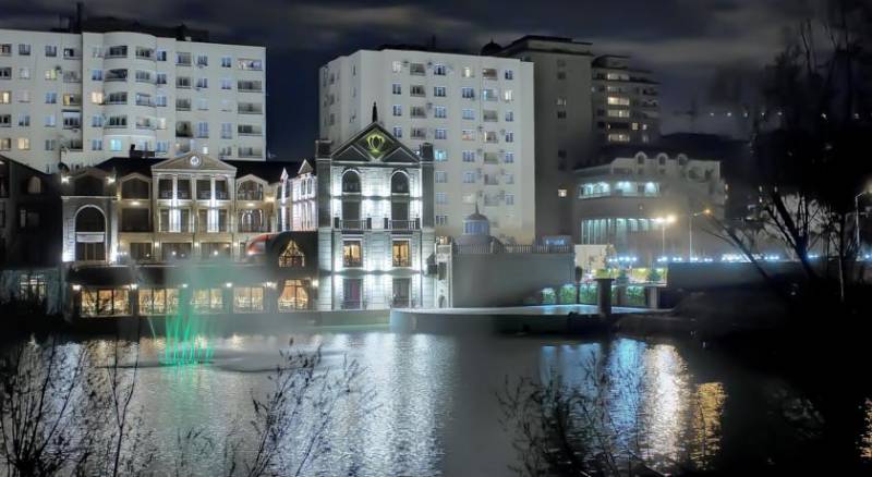 Lake Palace Hotel Baku