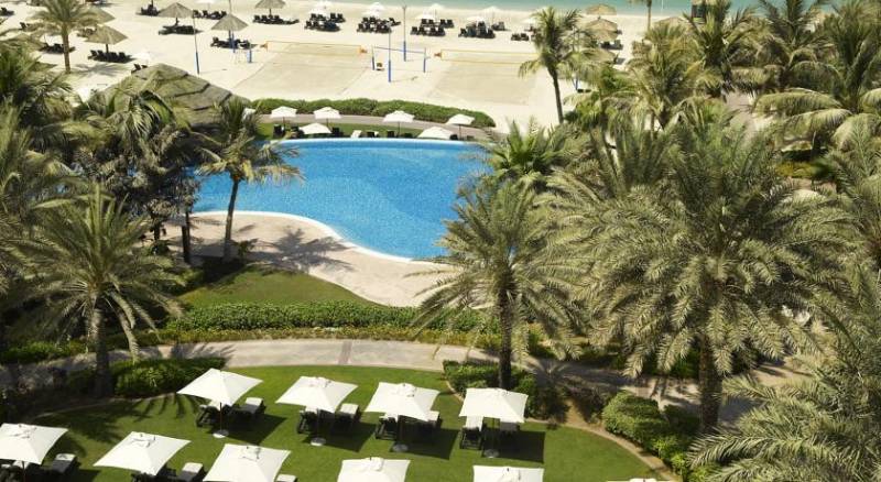 Le Meridien Mina Seyahi Beach Resort & Marina