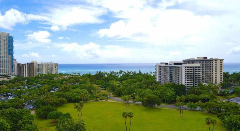 Luana Waikiki, an Aqua Boutique Hotel