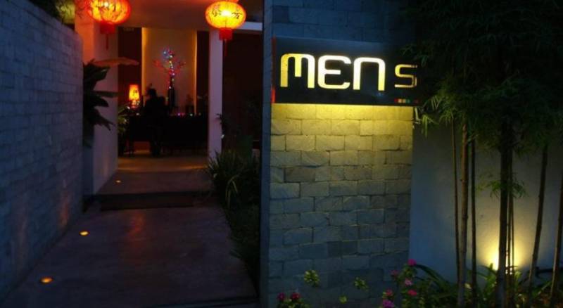 MEN's Resort & Spa (Gay Hotel)