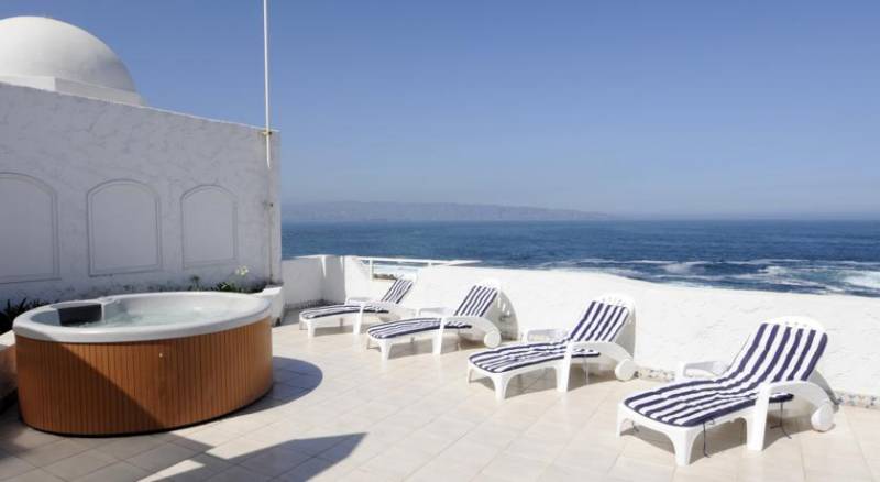 Neruda Mar Suites