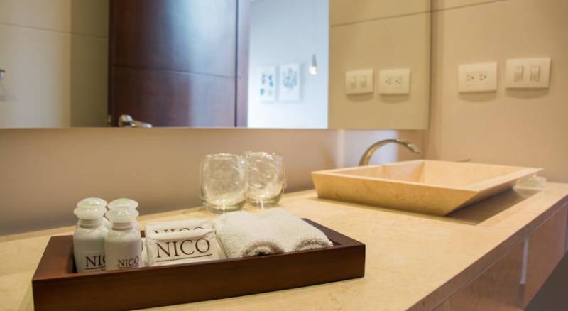 Nico Apartasuites