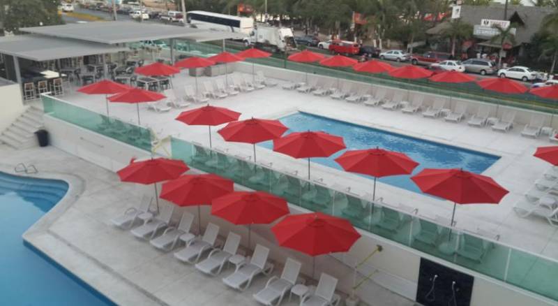 Ramada Acapulco