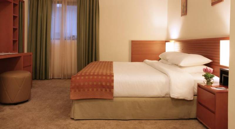 Ramada Hotel & Suites Ajman