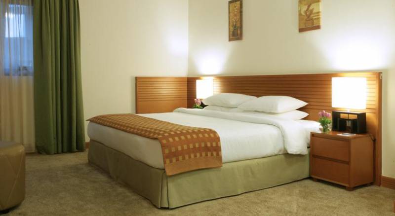 Ramada Hotel & Suites Ajman