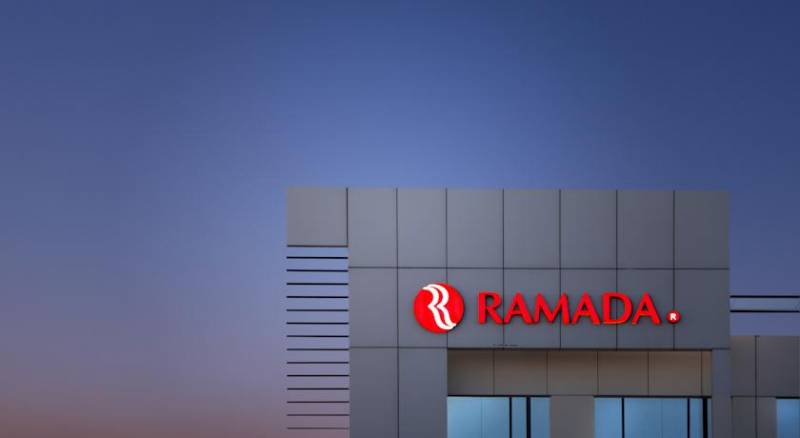 Ramada Muscat Hotel