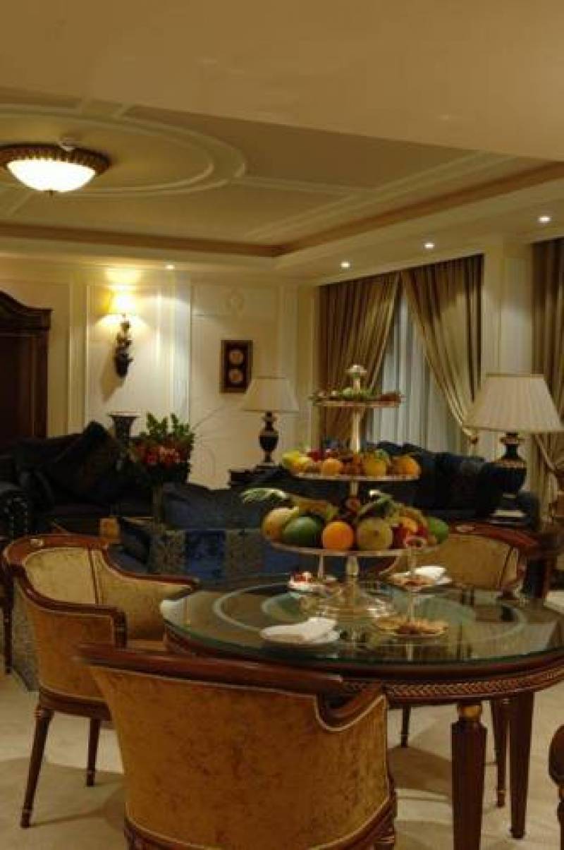 Regency Palace Hotel