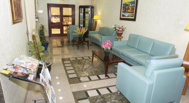 Safeer Plaza Hotel Apartments