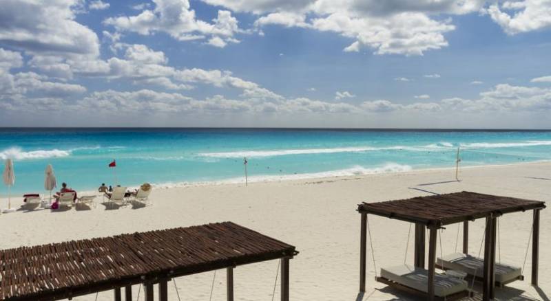 Sandos Cancun Luxury Resort All Inclusive