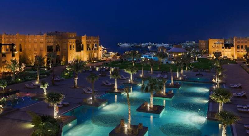 Sharq Village and Spa Hotel Operated by The Ritz-Carlton Hotel Company, B.V.