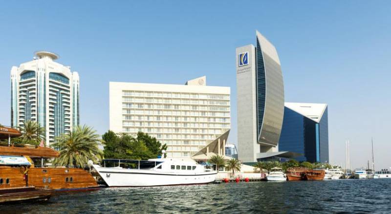 Sheraton Dubai Creek Hotel & Towers