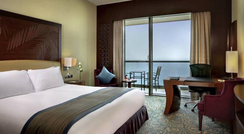 Sofitel Dubai Jumeirah Beach