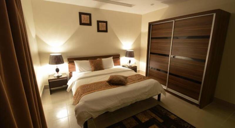 Stars Home Suites Hotel - Al Hamra