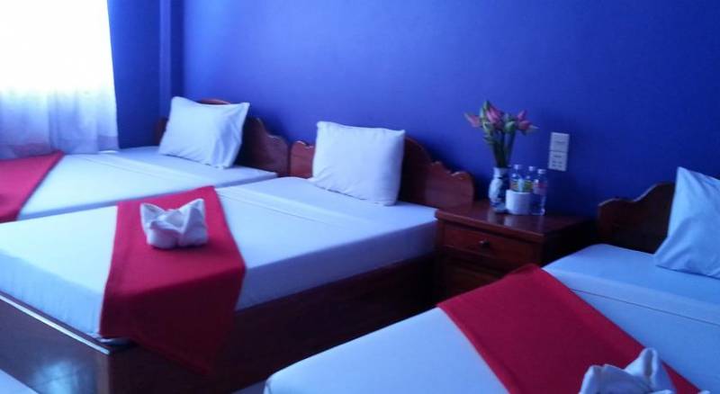 Ta Som Guesthouse & Tour Services