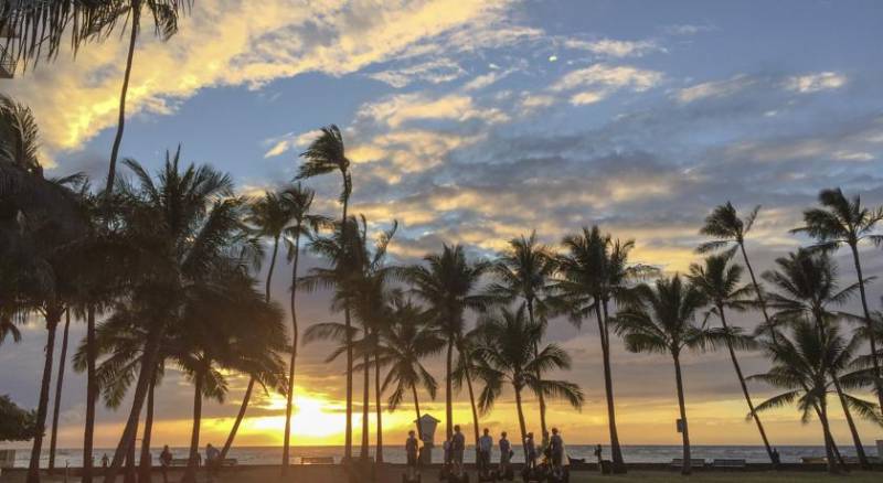 The New Otani Kaimana Beach Hotel