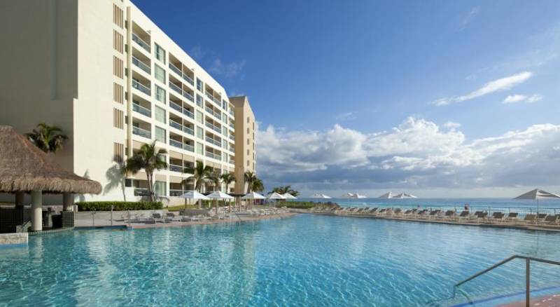 The Westin Lagunamar Ocean Resort Villas & Spa Cancun