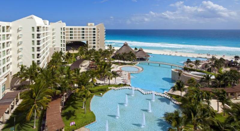 The Westin Lagunamar Ocean Resort Villas & Spa Cancun