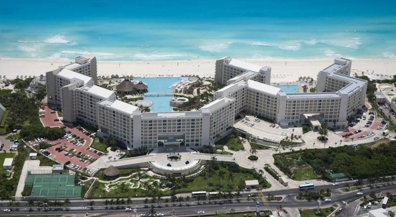 The Westin Lagunamar Ocean Resort Villas & Spa Cancun