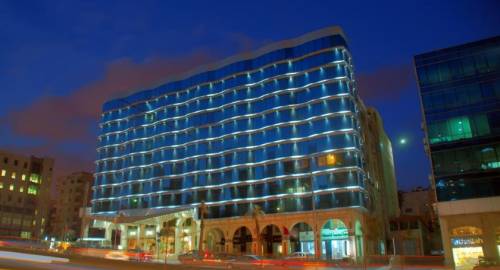 Al Fanar Palace Hotel and Suites