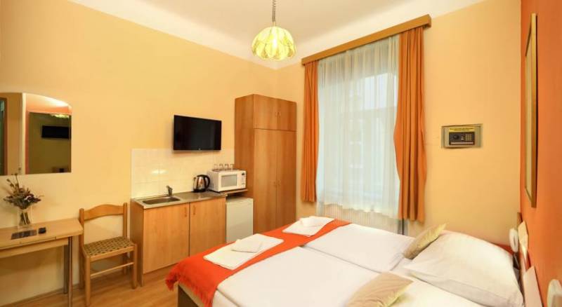 Hotel Golden City garni