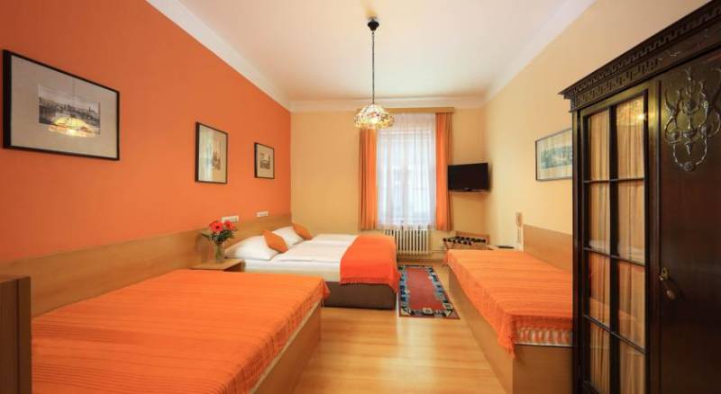 Hotel Golden City garni