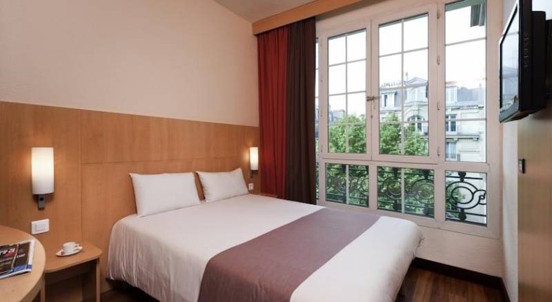 Ibis Paris Ornano Montmartre Nord 18ème